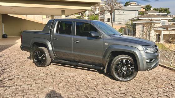 VOLKSWAGEN AMAROK 3.0 V6 TDI DIESEL HIGHLINE EXTREME CD 4MOTION AUTOMÁTICO